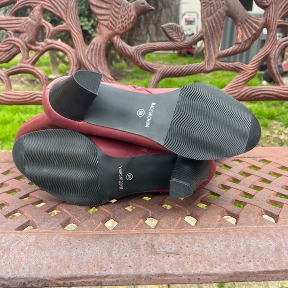 NWT 2007 Bloomingdale’s Inverness Red Leather Knee High Side Zip Tall Boots - Picture 8 of 9